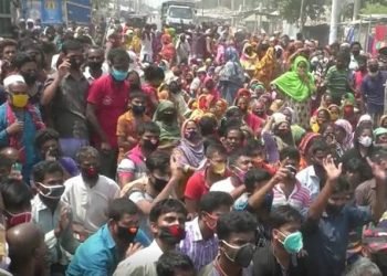 লকডাউনের ডাউন মৃত্যুর মুখে দেশের নাগরিক!