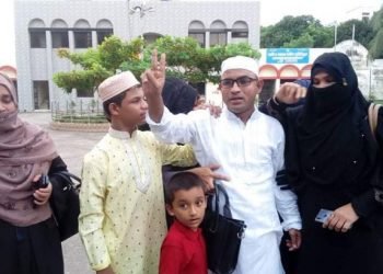 মুক্তি পেয়েই হাসপাতালে ভর্তি হলেন প্রদীপের প্রতিহিংসার শিকার সাংবাদিক ফরিদুল মোস্তফা