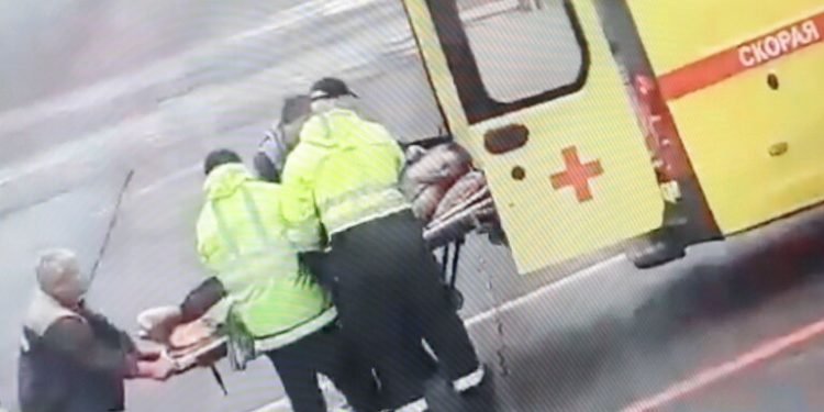 বিষ প্রয়োগ: জীবন-মৃত্যুর সন্ধিক্ষণে রাশিয়ার পুতিনবিরোধী নেতা নাভালনি