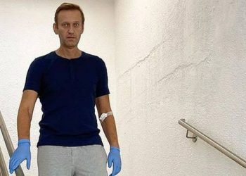 হাসপাতাল ত্যাগ করলেন নাভালনি