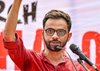 চমস্কি-অরুন্ধতীসহ ২০০ বুদ্ধিজীবীর বিবৃতি: সাবেক ছাত্রনেতা উমর খালিদের মুক্তি দাবি