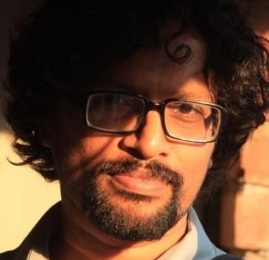 রাজনীতির ইস্যু, অপরাজনীতি এবং মোসাহেবতন্ত্র