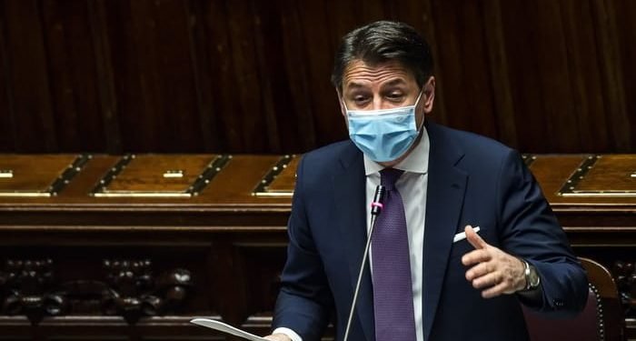 করোনার বিরুদ্ধে লড়াইয়ে জাতীয় ঐক্যের আহ্বান জানিয়েছেন ইতালীর প্রধানমন্ত্রী