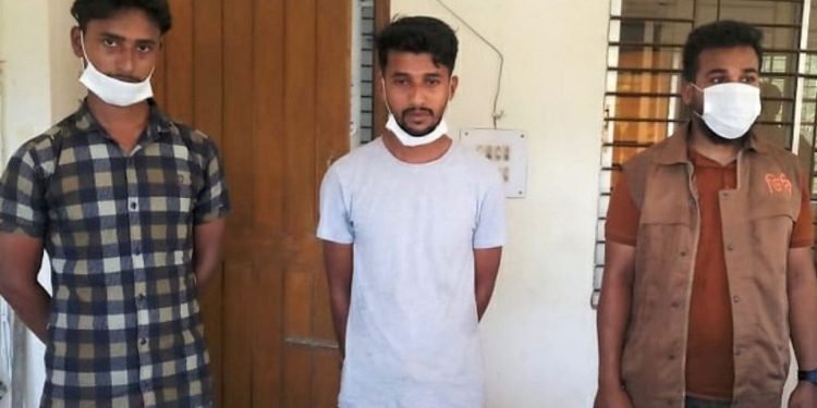 চরফ্যাশনের শশীভূষণে ইয়াবাসহ দুই মাদক ব্যবসায়ী গ্রেফতার