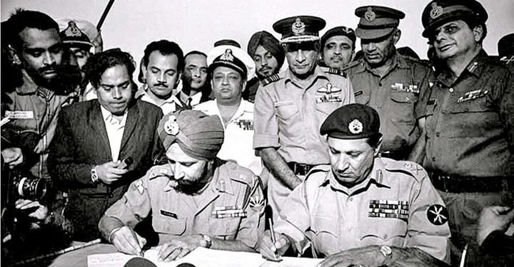 লাখো শহীদের ত্যাগের বিনিময়ে অর্জিত বিজয়