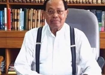 দক্ষ লেখক, রাজনীতিক; ক্ষমতার দাবা খেলোয়াড়ের মৃত্যু