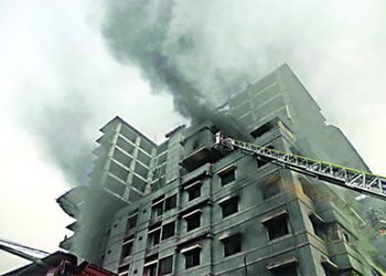 রাজনৈতিক সদিচ্ছার অভাব,বিচারহীনতায় পুরানো ঢাকায় অগ্নিকান্ডের পুনরাবৃত্তি