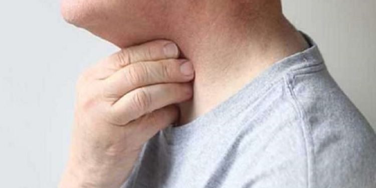 কাঁটা দিয়ে কাঁটা তোলার লাস্যে ও পোগোতিচিলতার হাস্যে