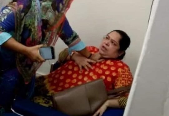 রোজিনা ইসলামের প্রতি আচরণ স্বাধীন সাংবাদিকতার টুটি চেপে ধরার শামিল