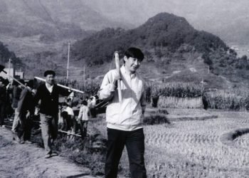 কৃষি শ্রমিক থেকে বিশ্বের ক্ষমতাধর প্রেসিডেন্ট জিন পিং