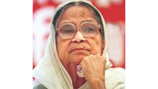 মানুষের প্রতি মায়া-মমতা-দরদই কবি সুফিয়া কামালকে সবার থেকে আলাদা করেছে