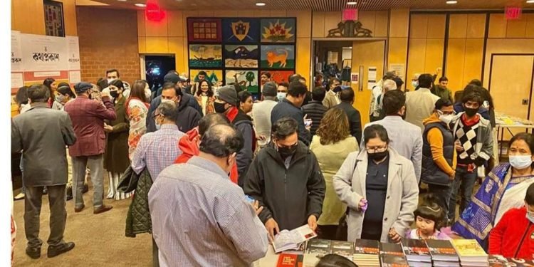 মুক্তধারার আয়োজনে নিউইয়র্কে ৫ দিনব্যাপী বইমেলা সম্পন্ন