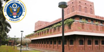 মার্কিন দূতাবাস : যুক্তরাষ্ট্র ভ্রমণে জরুরি খরচ বহনের সামর্থ্য থাকতে হবে পর্যটকদের